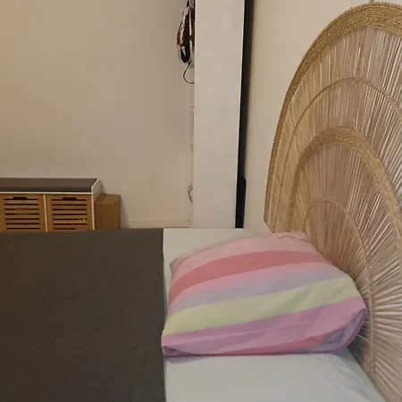 ホームステイ Mina Room